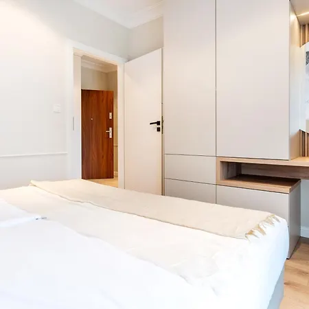 Apartament Marina Hello - Widok Na Jezioro, Piekne Wnetrze, Klimatyzacja, Winda Iława